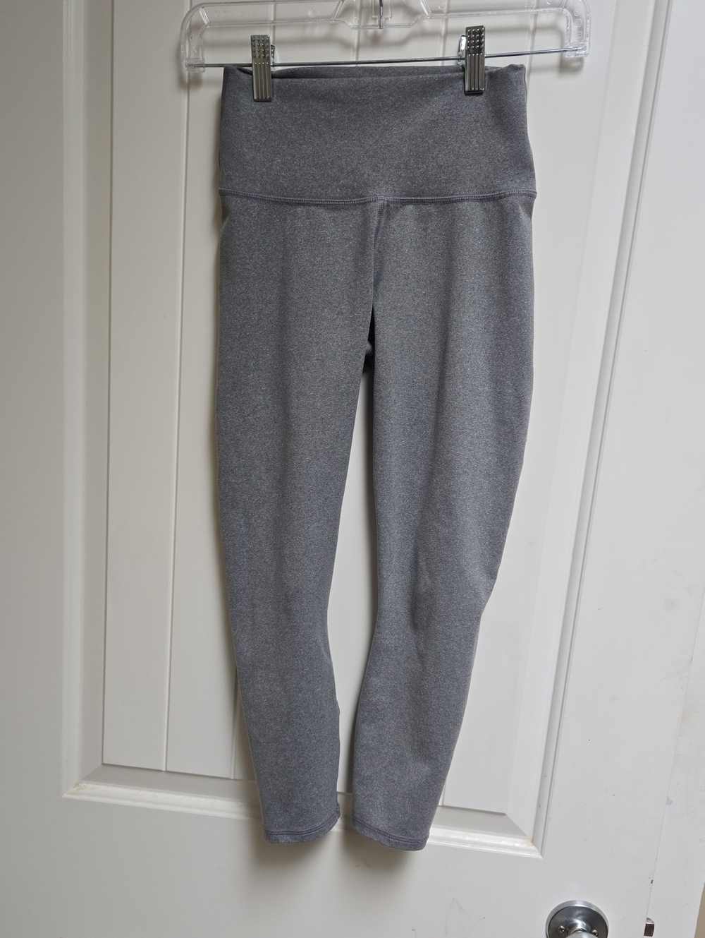 Fabletics Kids Girls' Gray High-Rise Performance Leggings